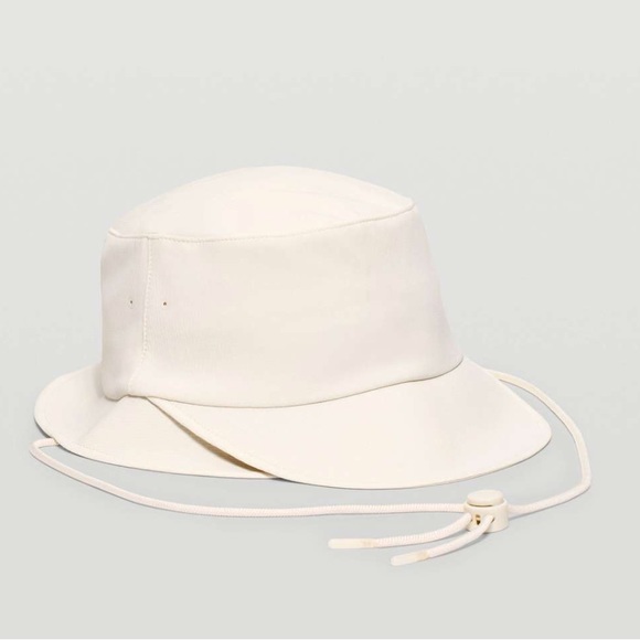 lululemon athletica Accessories - Lululemon Wide-Brim Bucket Hat with Strap in White Opal